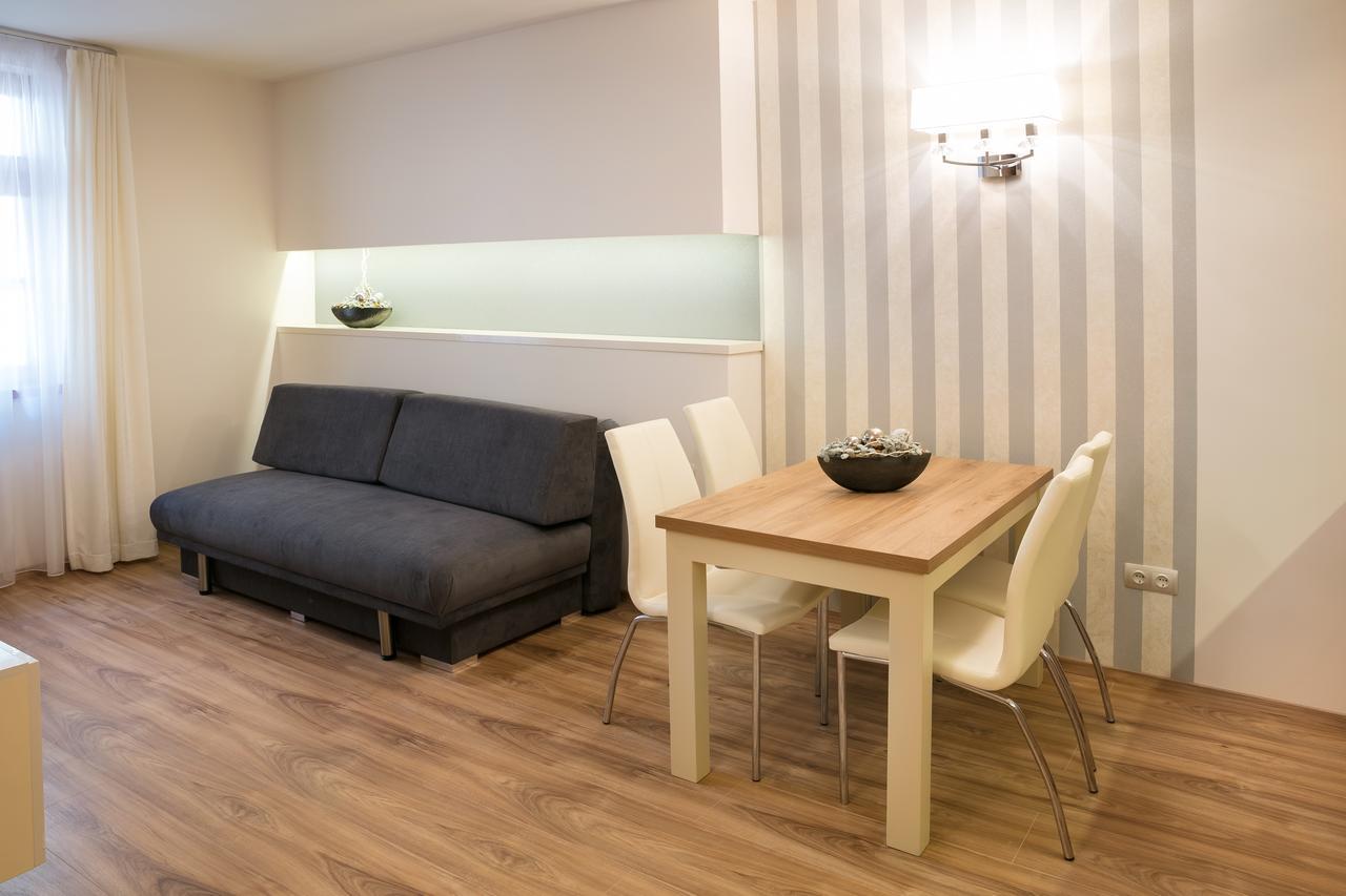 Foter Rezidencia 2 Aparthotel Győr Exterior foto