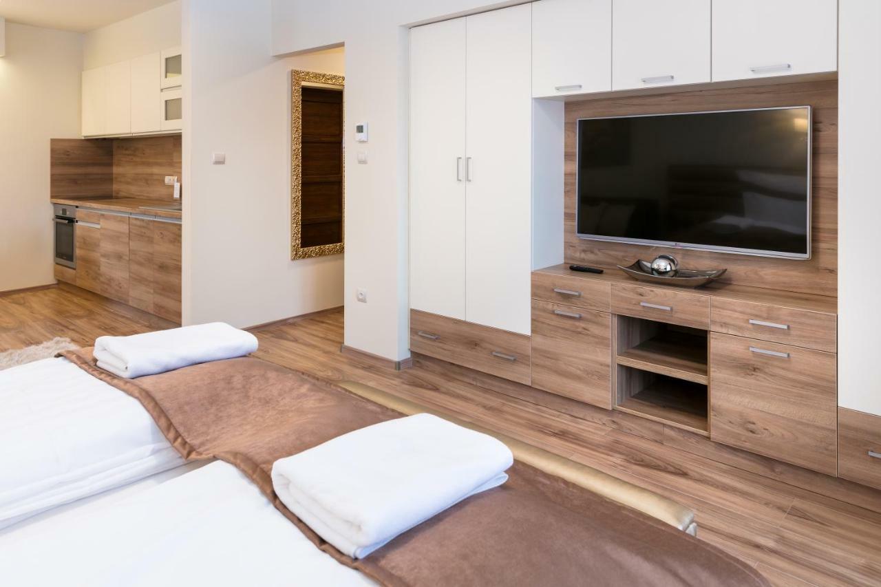 Foter Rezidencia 2 Aparthotel Győr Exterior foto