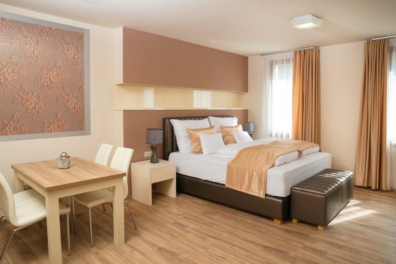 Foter Rezidencia 2 Aparthotel Győr Exterior foto