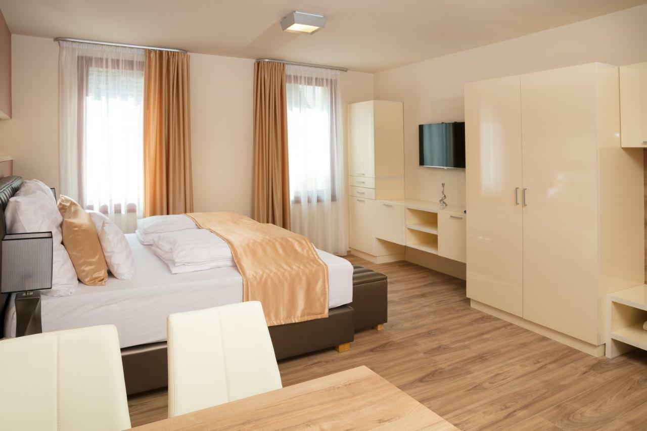 Foter Rezidencia 2 Aparthotel Győr Exterior foto