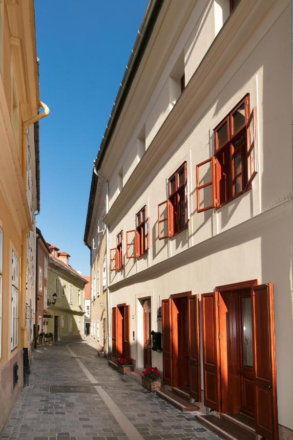 Foter Rezidencia 2 Aparthotel Győr Exterior foto